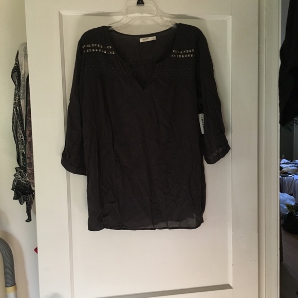 Top - Picture 2 of 4